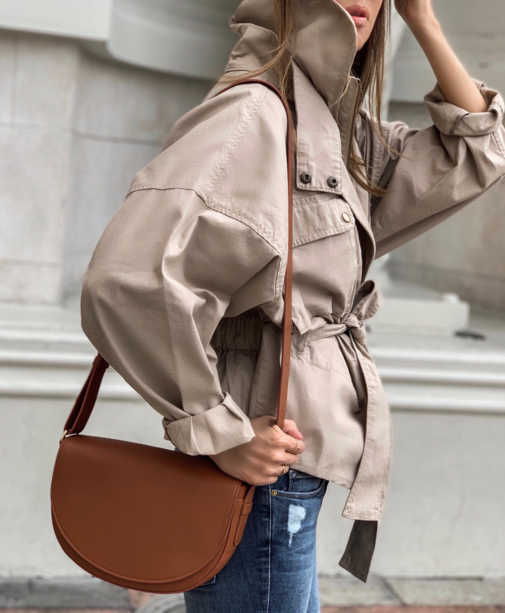 spring handbag must-haves, cuyana half-moon mini bag, cuyana handbag, spring 2019 style | lolariostyle.com
